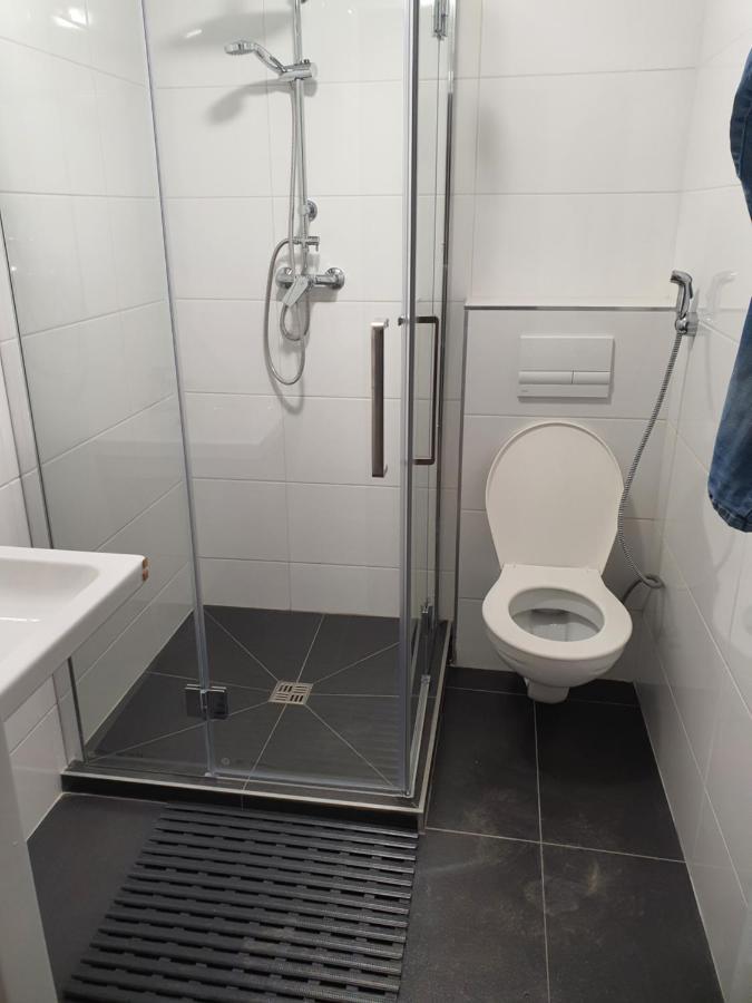 Hostel Comfort Praga Esterno foto